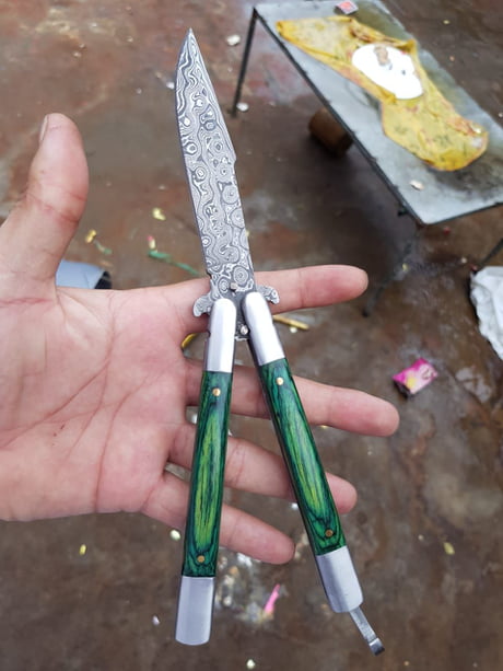 Custom Handmade Damascus Balisong Butterfly Knife – Pakkawood Handle w/ Leather Case