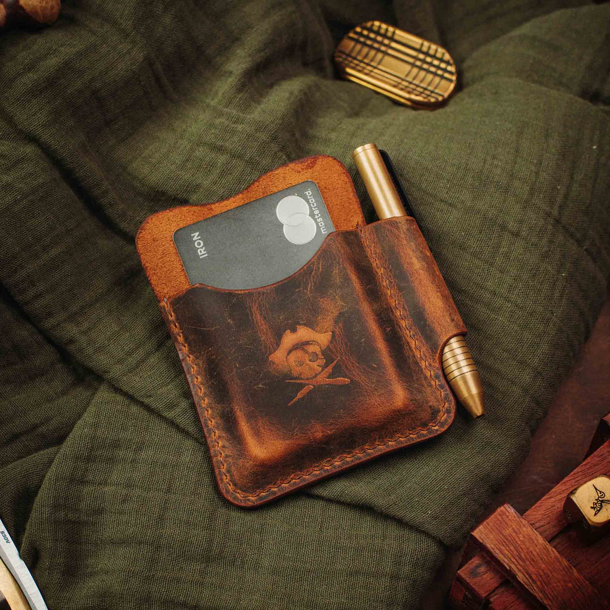 Pirate Goods First Mate Pocket Organizer – Leather EDC Pocket Carrier - Escape_realityedc